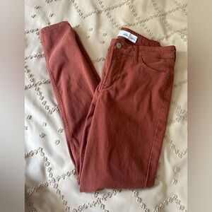 Old Navy Mid Rise Rock Star Super Skinny Pant